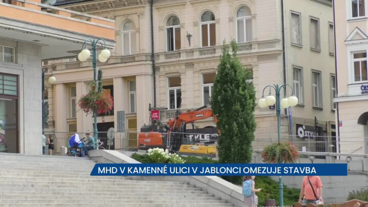 MHD v Jablonci omezuje stavba, pozor by měli dát i pěší