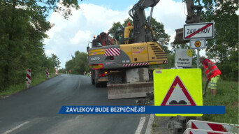Stavební uzávěra v Zavlekově, na zhruba kilometrovém úseku řídí dopravu semafory