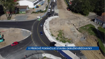 Stavba důležité okružní křižovatky na tahu Olomouc - Zlín pokračuje, hotovo má být na konci listopadu