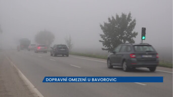 Částečná uzavírka silnice u Bavorovic na Českobudějovicku, tvoří se kolony