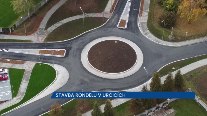 Nepřehlednou křižovatku v Určicích na Prostějovsku nahradil nový rondel