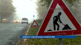 Oprava páteřní cesty na sídlišti Michal v Sokolově blokuje parkování