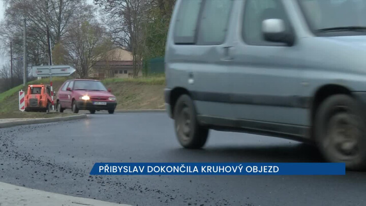 Přibyslav má nový kruhový objezd. Pozor, na místě stále probíhají dokončovací práce