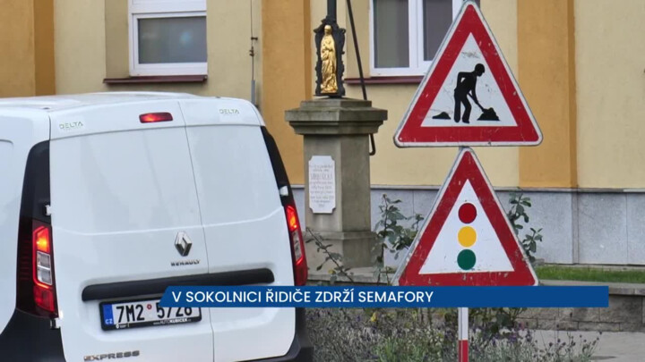 Na ulici Komenského v Sokolnici se rekonstruuje povrch vozovky