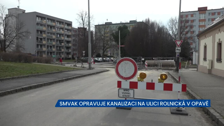 SmVaK opravuje kanalizaci na ulici Rolnická v Opavě, na místě jsou dopravní omezení