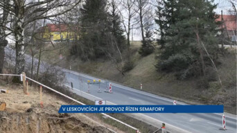 V Leskovicích se rekonstruuje most, v místě je kyvadlová doprava