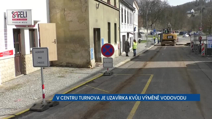 Ulice Antonína Dvořáka v Turnově je neprůjezdná