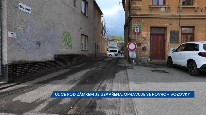 Ulice Pod Zámkem v Třebíči je v rekonstrukci, na místě platí uzavírka