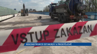 Stále probíhá rekonstrukce estakády v Prostějově, opravují ji i za pomocí hydrodemolice