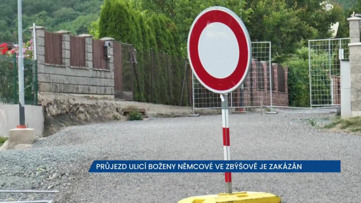 Ulice Boženy Němcové ve Zbýšově je uzavřena, řidiče čekají objížďky