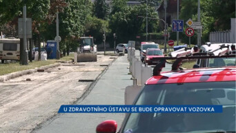 V ulici U Zdravotního ústavu v Praze 10 řidiče omezí oprava komunikace