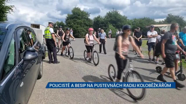 Policisté a BESIP radili na Pustevnách koloběžkářům, patří mezi nejzranitelnější účastníky silničního provozu