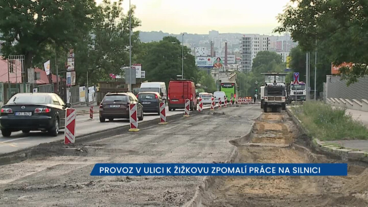 Provoz v ulici K Žižkovu zpomalují práce na silnici, potrvají až do konce října