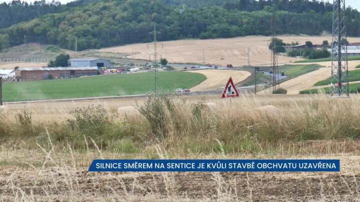 Kvůli stavbě obchvatu Čebína je uzavřena komunikace směrem na Sentice