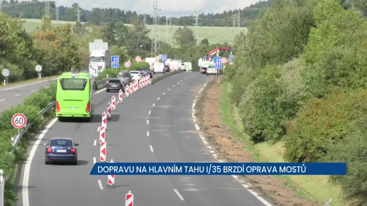 Dopravu na hlavním tahu I/35 brzdí oprava mostů