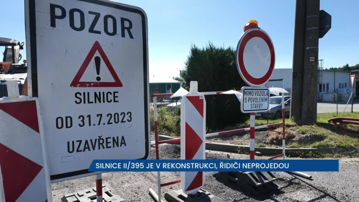 Silnice II/395 je stále v rekonstrukci, řidiči do půlky prosince neprojedou