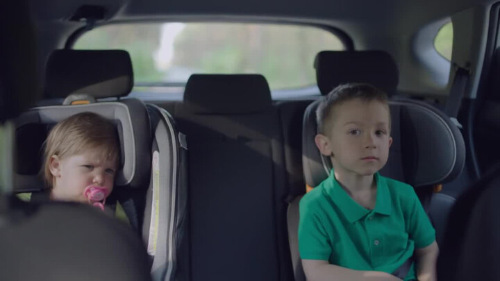 Jak bezpečně cestovat s dítětem? Podívejte se, jestli na něco nezapomínáte