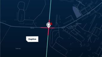 Křižovatka na silnici I/3 v Kaplici je místem častých nehod, řidiči z vedlejší komunikace nerespektují stopku