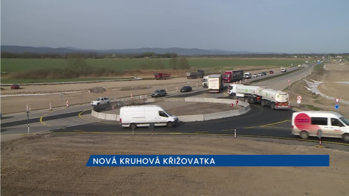 Provizorní okružní křižovatka u Českých Budějovic bude rok nahrazovat mimoúrovňové křížení silnic I/20 a II/105
