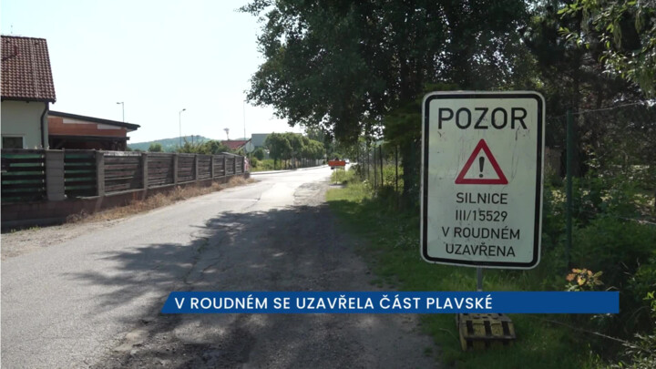 V Roudném se uzavřela část Plavské ulice, řidiči až do listopadu musí počítat s omezením