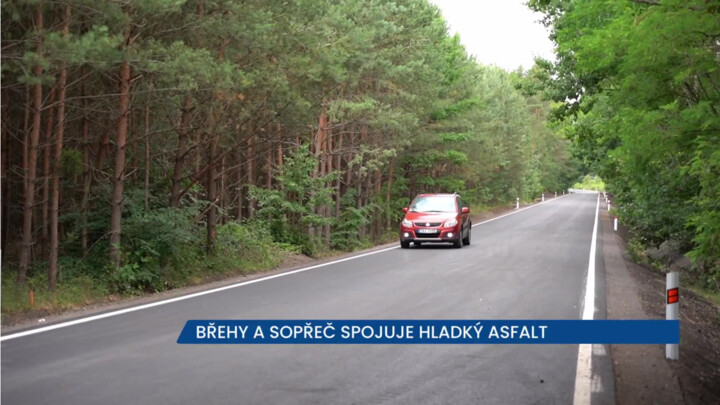 Břehy a Sopřeč spojuje hladký asfalt, dosud byla pro řidiče spíše utrpením