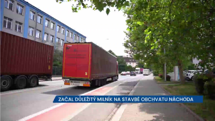 Stavbaři dosáhli důležitého milníku při budování obchvatu Náchoda