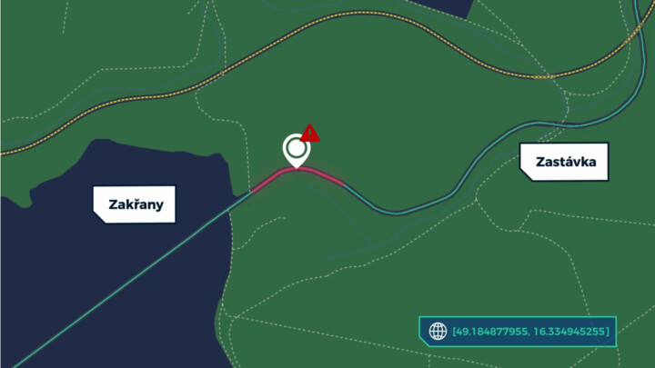 V úseku silnice I. třídy u Zakřan řidiči za mokra často bourají