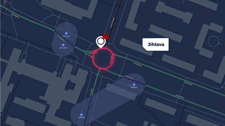 Okružní křižovatka v Jihlavě byla pastí na cyklisty, pomohly ochranné cyklopruhy