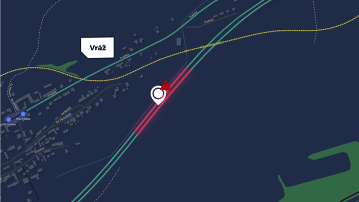D5 u o obce Vráž trápí řidiče za mokra, často se ale nedostatečně věnují řízení