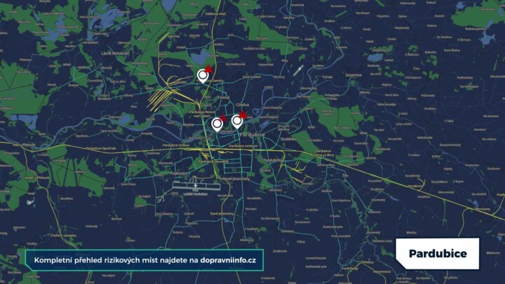 Tři dopravní stavby, kde musí být řidiči v Pardubicích opatrní během stavební sezony